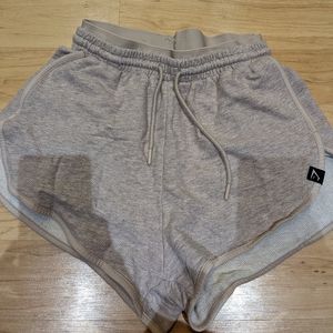 Gymshark light pink herringbone short small